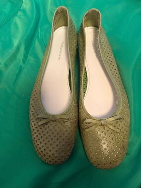 Naturalizer Olive Green Perforated Bow Ballet Flats